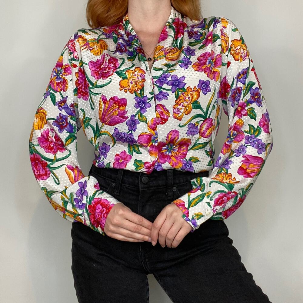 Vintage Castleberry Bright Pink/Purple Floating Floral Print Button Down Blouse